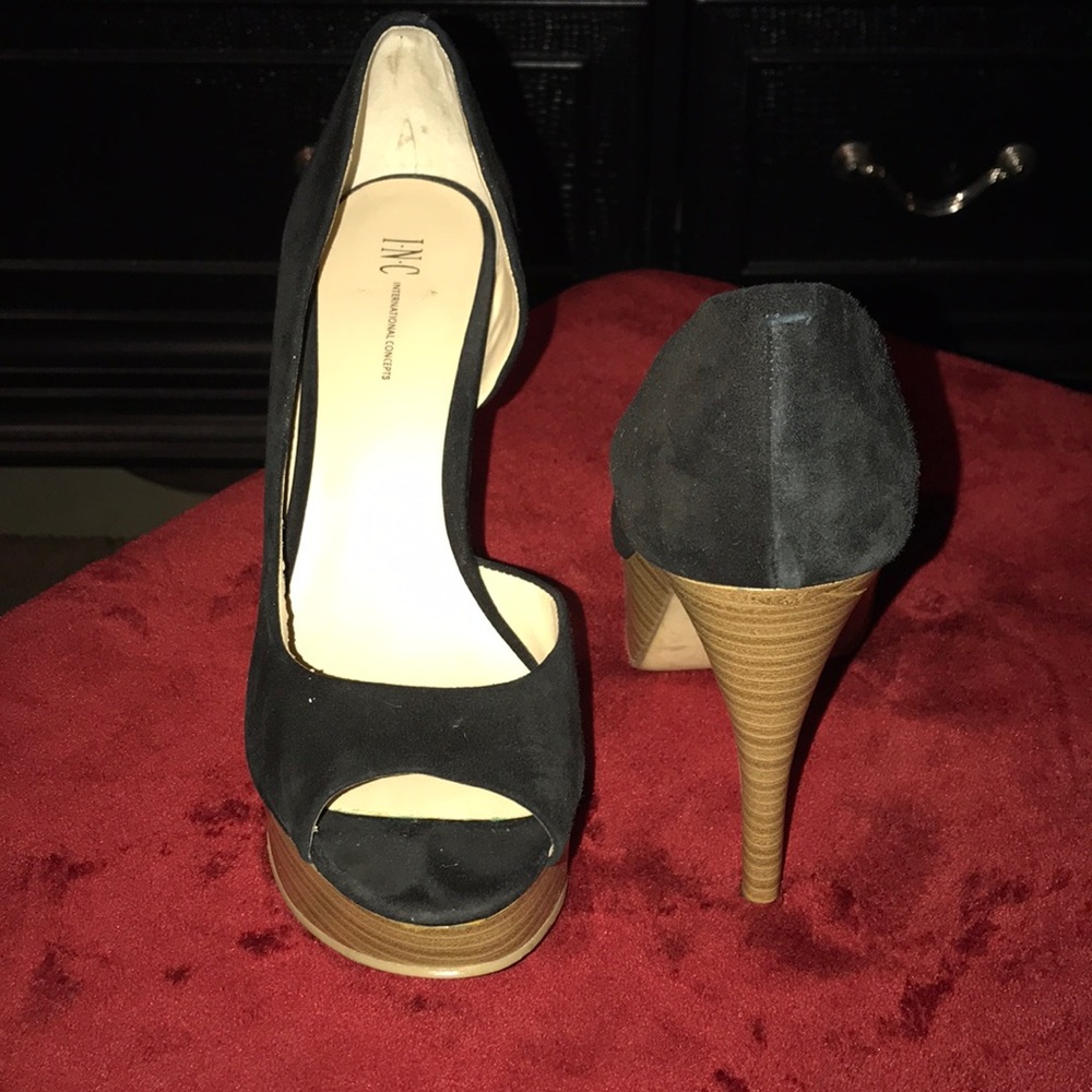 Heels 👠 - Picture 2 of 4